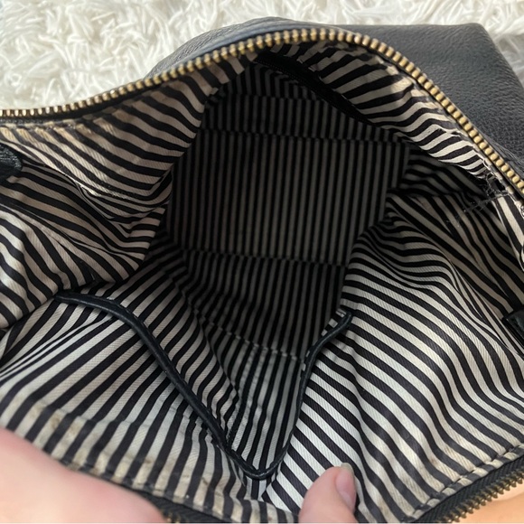 Kate spade black pebbled leather should bag with chain detail - Picture 7 of 7